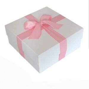 Free gifts WITH $40+ Purchases